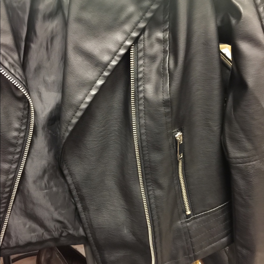 Jacket - Picture 5 of 6